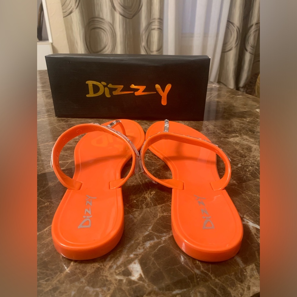 Dizzy - Picture 4 of 6